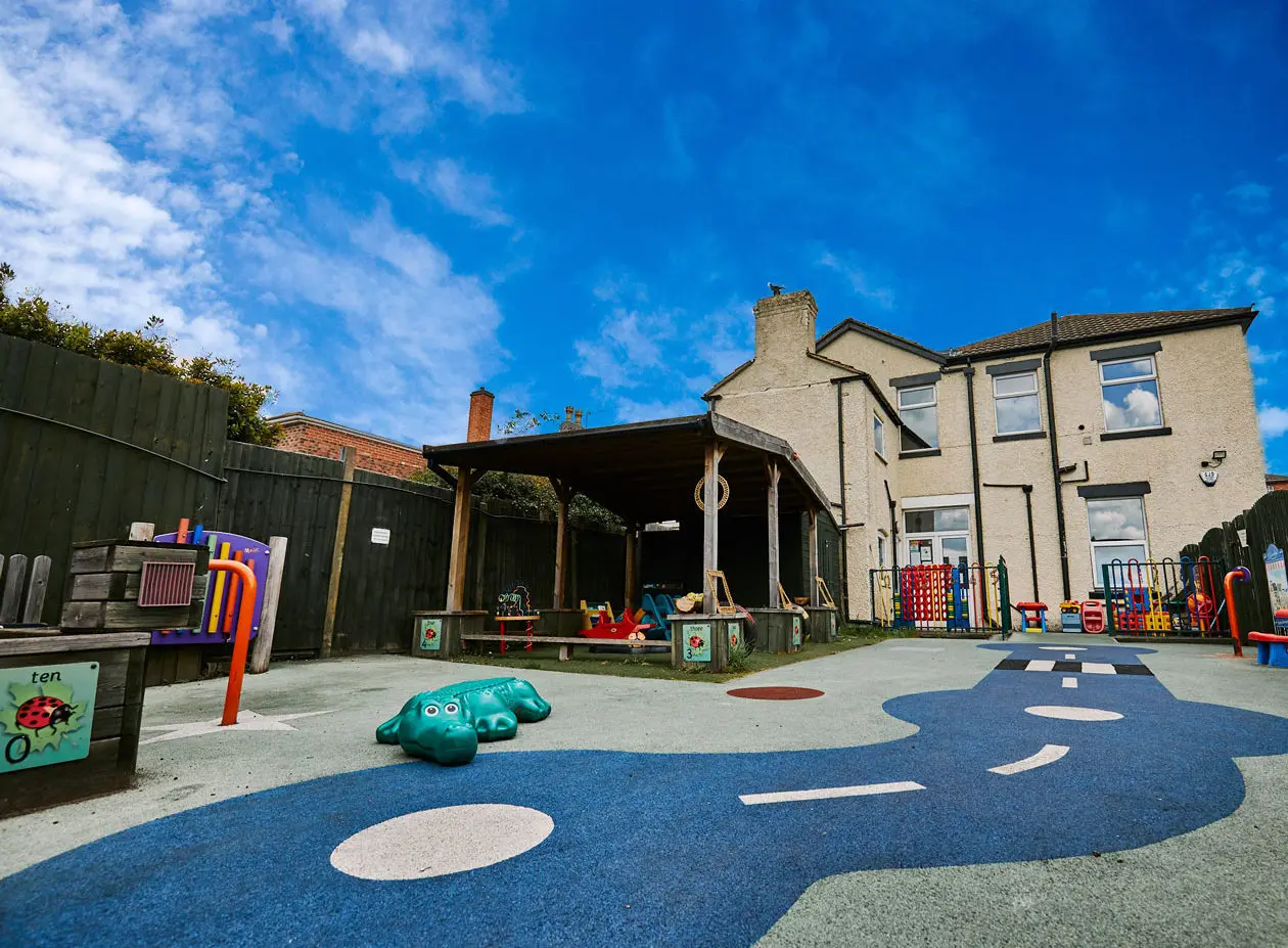 burton_nursery_sunny